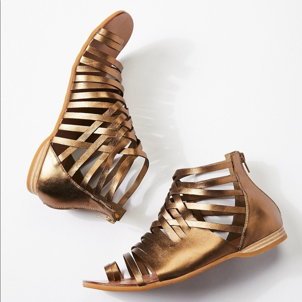 Silent D bronze leather sandal.